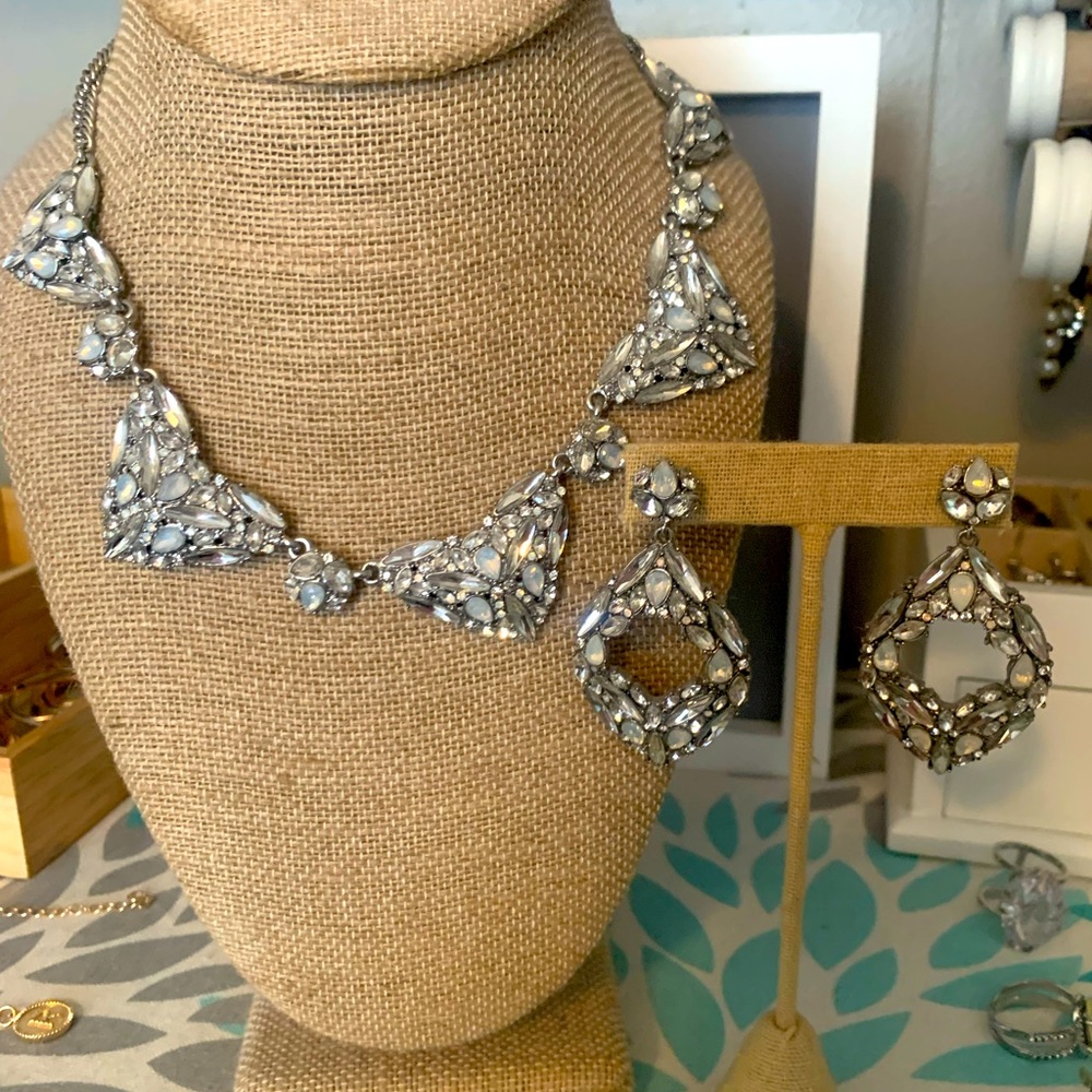 Chloe & Isabel set